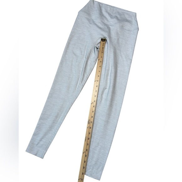 SET Active | FormCloud Light Gray High-Waisted Leggings, Size Small - Picture 4 of 10